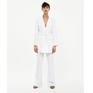 Zara White Double Breasted Blazer with tie belt